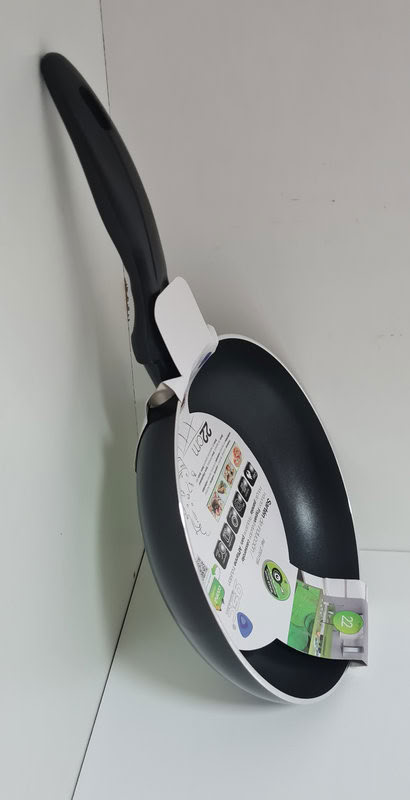 POELE TOUT FEU ALU 22 CM