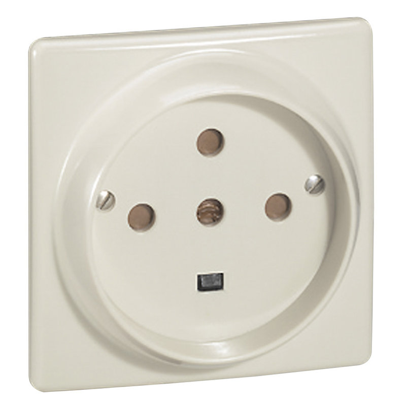 Socle 3P+N+T 32A Avec Éclips De Protection legrand 055817