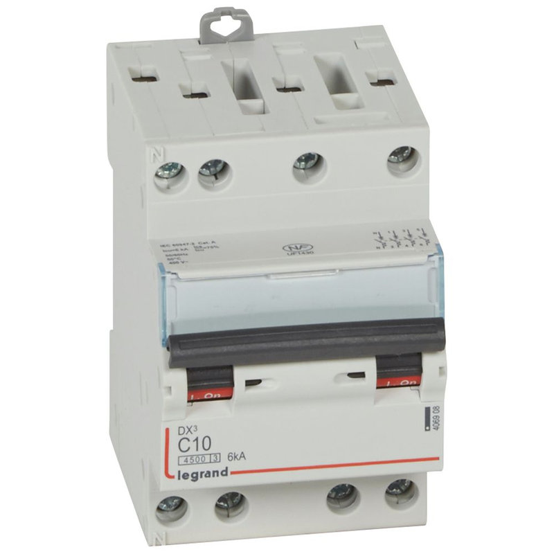 Disjoncteur Dnx³4500 6Ka Borne À Vis 4P 400V~ 10A Courbe C - legrand 406908