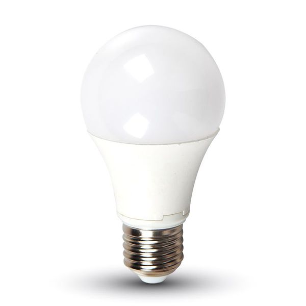 156 Lampe 209 9w A58 LED 3000k E27
