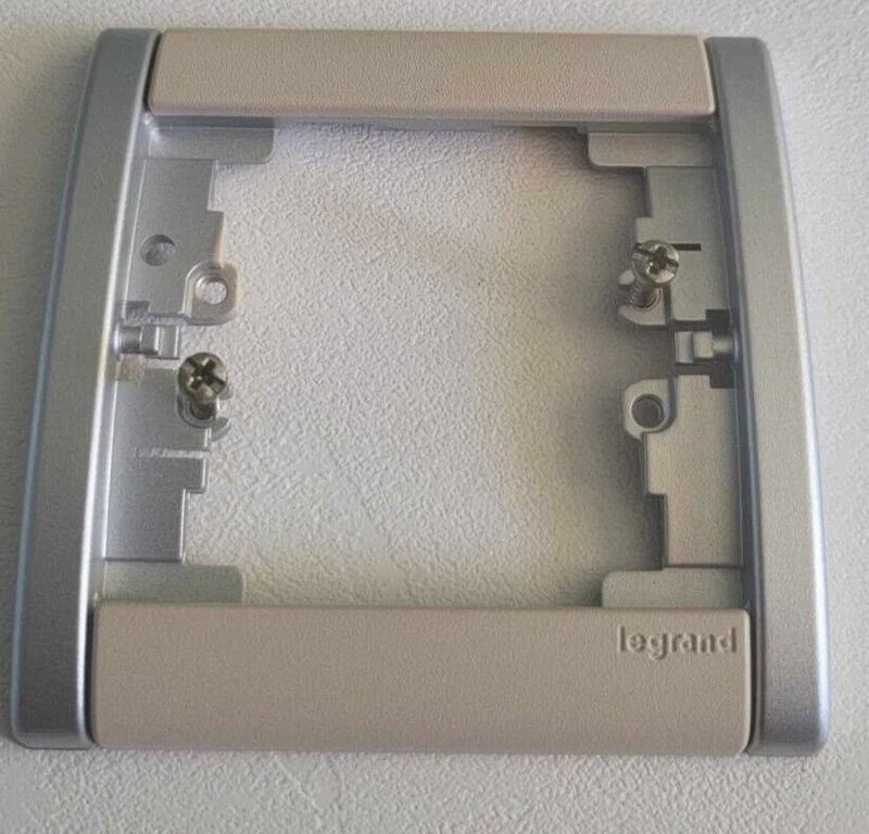 plaque simple Sagane Beluga argent