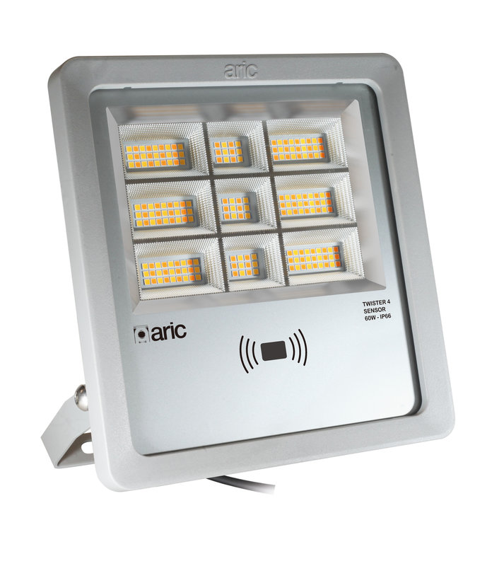 ARIC 51692 - Twister 4 Sensor Gris 60W 3Cct Ip66 Ik08 2200K/3000K/4000K 8400Lm 90° 50000H