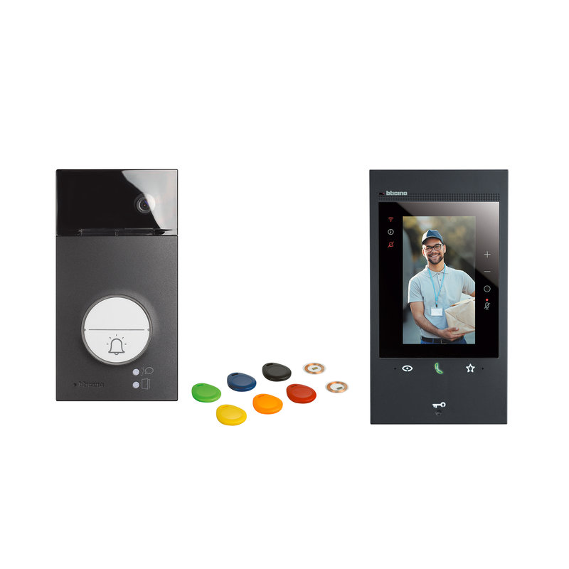 [BTI-BT363928] Bticino BT363928 - Kit portier connecté Classe 300EOS with Netatmo noir 5" platine Linea 3000 noire