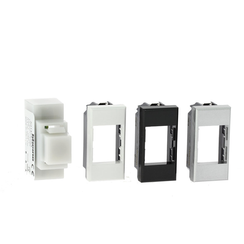 [BTI-BTH4215] Bticino BTH4215 - Lecteur de badge Axolute pour alarme intrusion MyHOME_Up - 3 enjoliveurs livrés