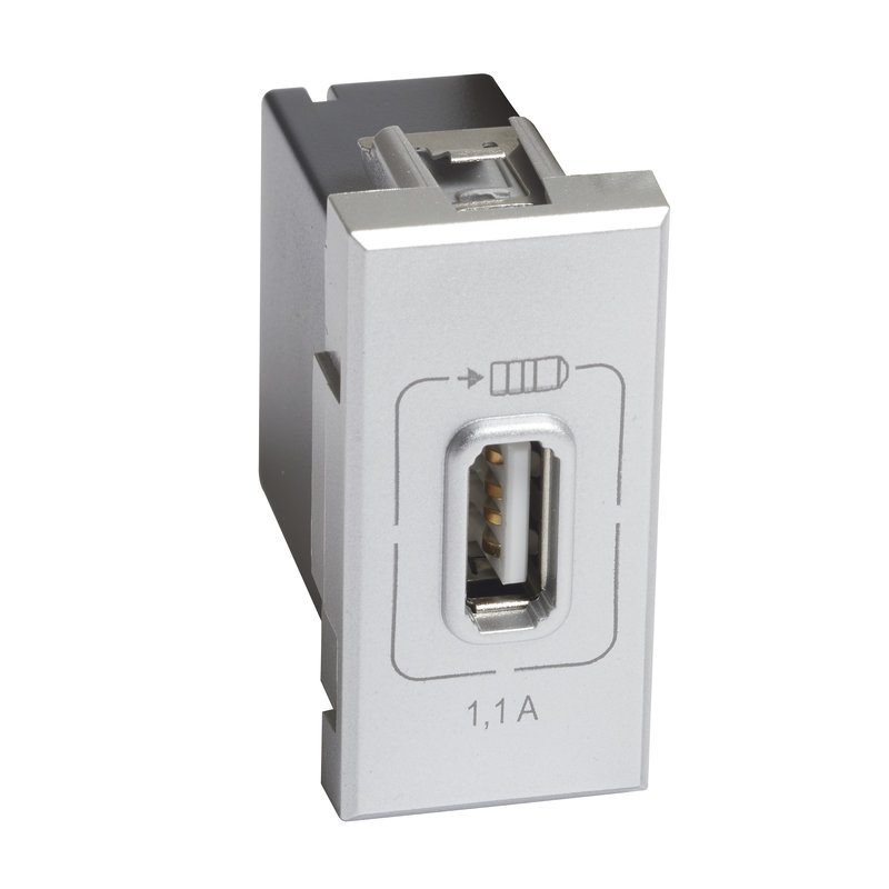 [BTI-BTHC4285C1] Bticino BTHC4285C1 - Chargeur USB simple Type-A Axolute 1,1A - 1 module - finition Alu