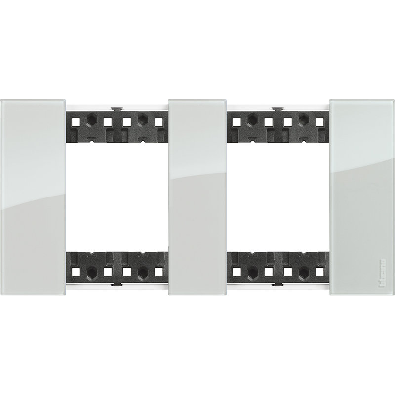 [BTI-BTKA4802M2DA] Bticino BTKA4802M2DA - Plaque de finition Living Now Collection Les Blancs 2x2 modules finition Ciel