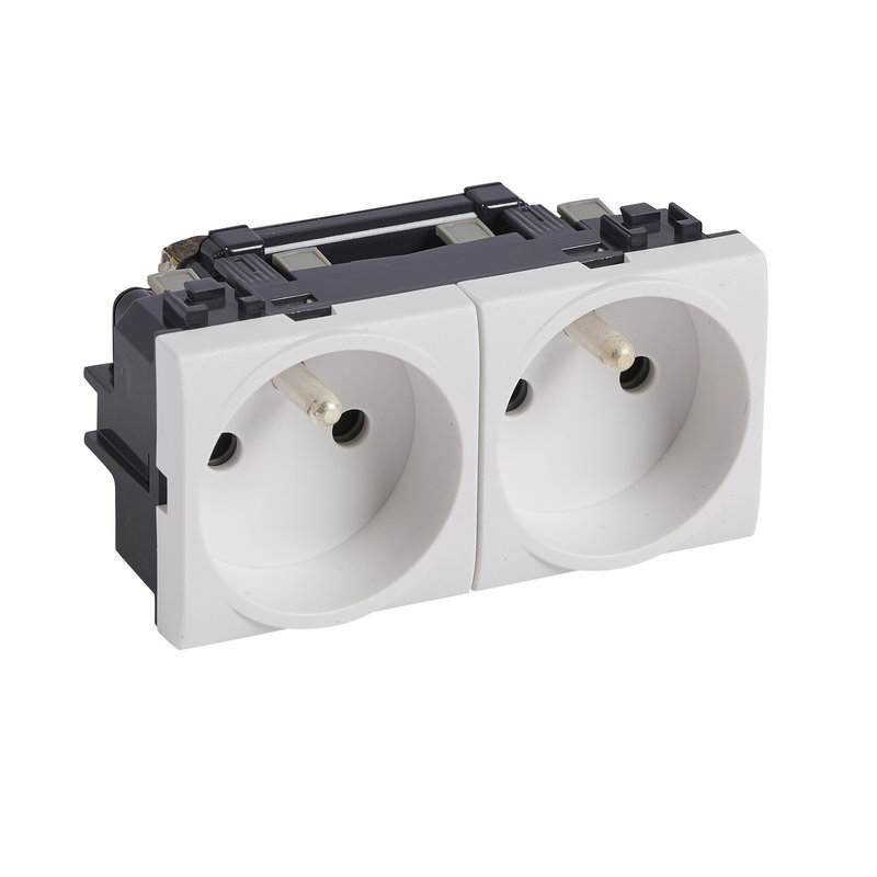 [BTI-BTN4142M2AN] Bticino BTN4142M2AN - Double prise de courant précâblée Livinglight 16A 250V~ bornes auto - blanc