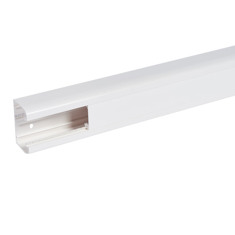 Legrand 011020 - Goulotte 1 compartiment à clippage direct Mosaic 50x80mm longueur 2,5m - blanc