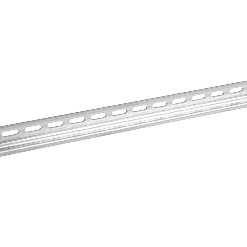 Legrand 020204 - Rail universel pour fixation sur montants fonctionnels dans XL³400 - largeur 515