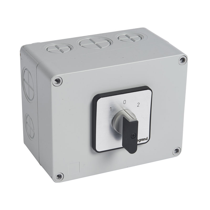 Legrand 027751 - Commutateur à cames inverseur - arrêt 45° PR63 2P 4 contacts - boîtier 135x70mm