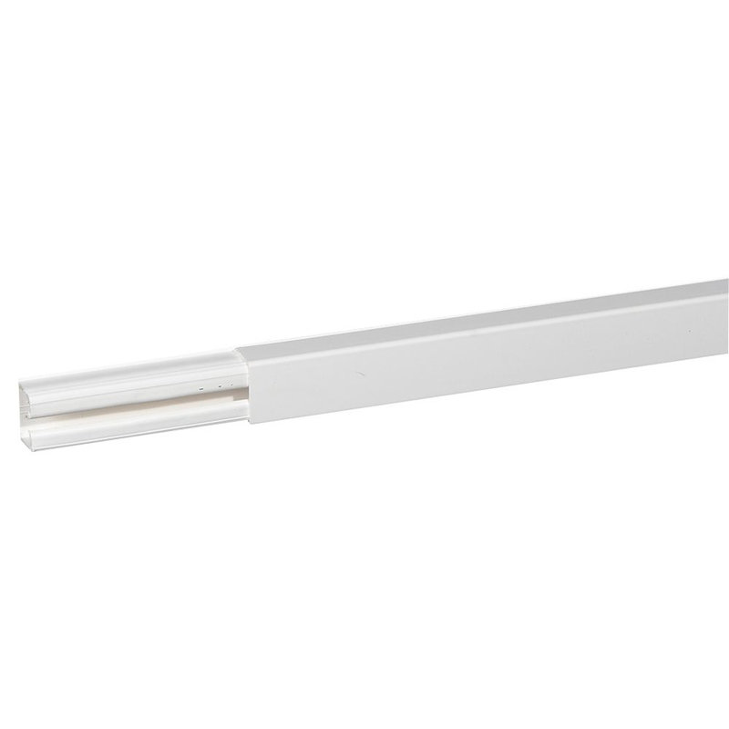Legrand 030017 - Moulure DLPlus 32x20mm 1 compartiment longueur 2,1m - blanc