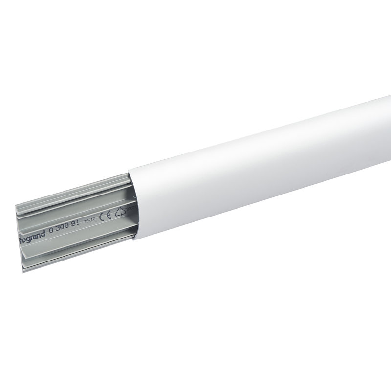 Legrand 030091 - Passage de plancher aluminium 3 compartiments 75x18mm - gris RAL7030