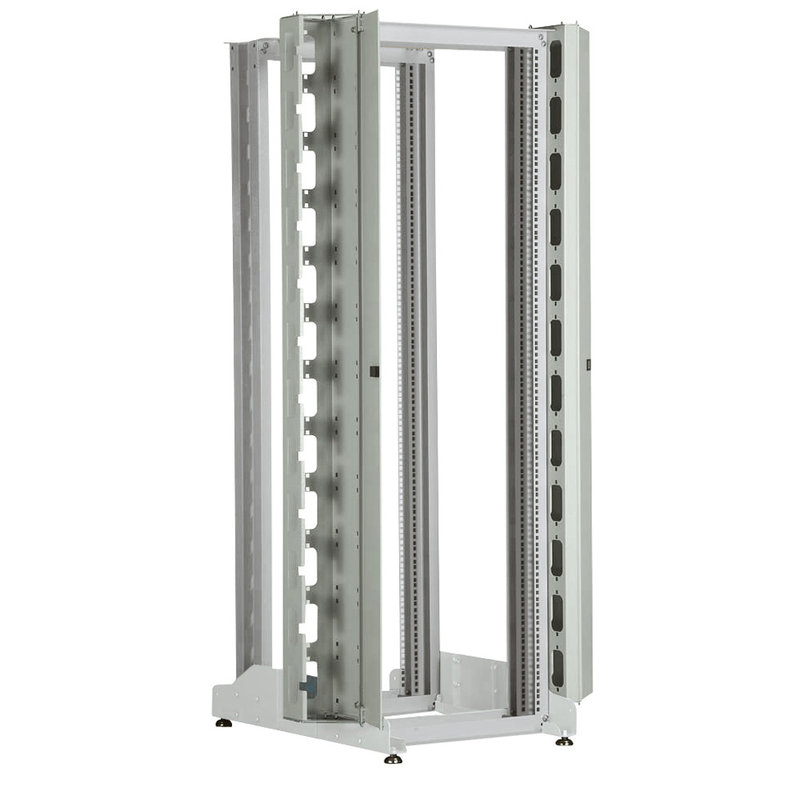 Legrand 046396 - Bâti-rack 19pouces 4 montants capacité 42U - 1965x550x820mm