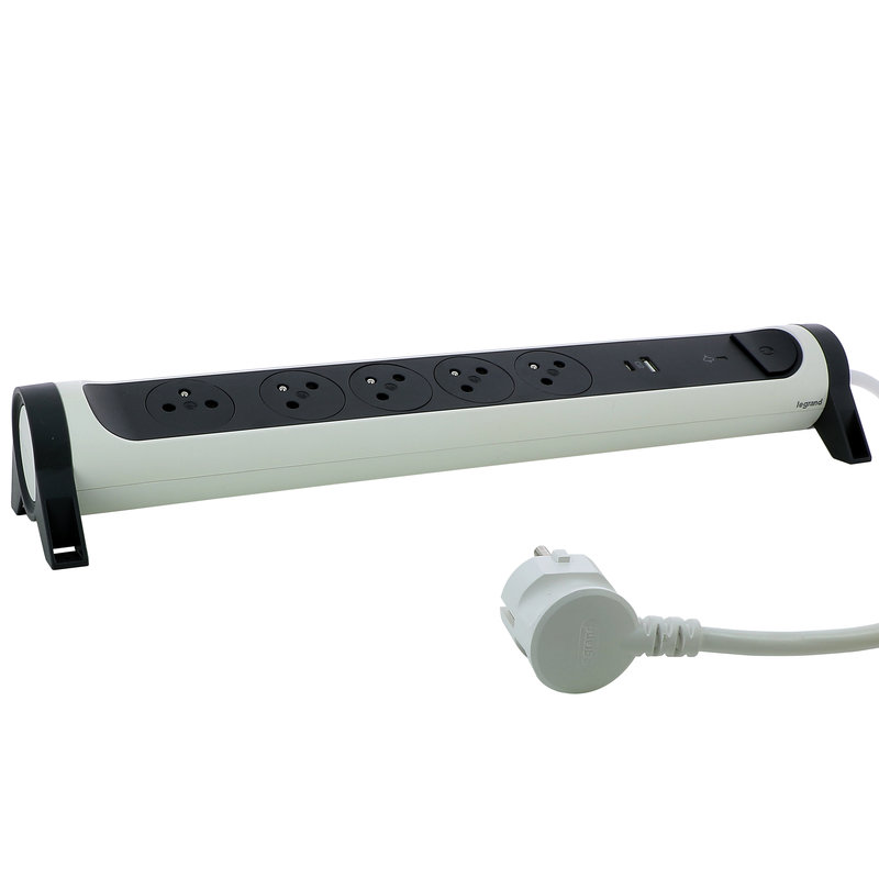 Legrand 049421 - Rallonge 5x2P+T Surface, inter, parafoudre, USB A+C et cordon 1,5m - blanc/gris