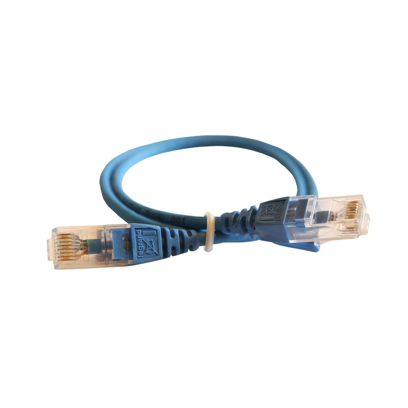 Legrand 051545 - Cordon RJ45 LCS³ cat. 6 Haute Densité U/UTP écranté 100ohms -0,5m -LSOH bleu