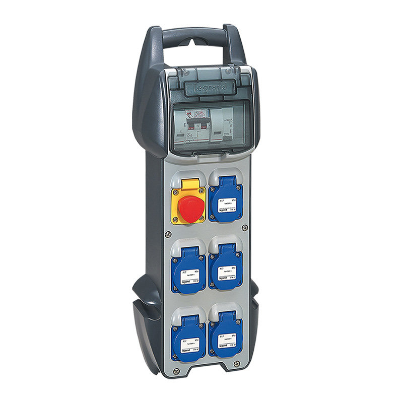 Legrand 058942 - Coffret de chantier P17 IP44 IK10 - 16A - 250V~~ - 5 prises + cordon