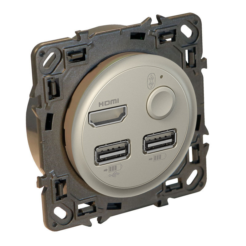 Legrand 067374 - Media Hub Light Céliane - finition titane