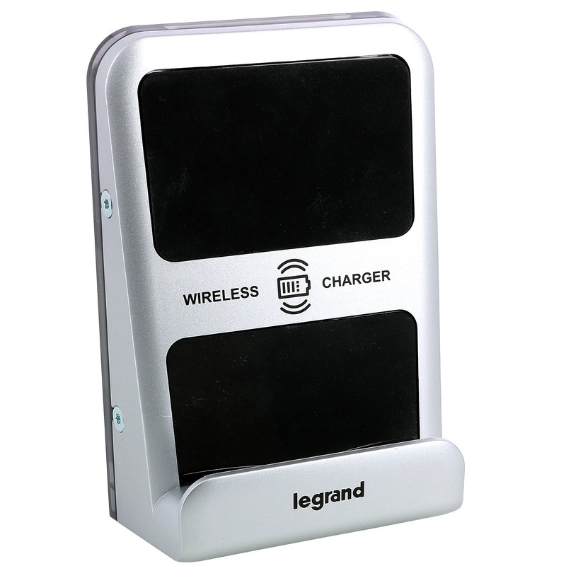 Legrand 077699L - Prise sans fil induction 3A 10W semi encastré IP66 IK08 - couleur alu