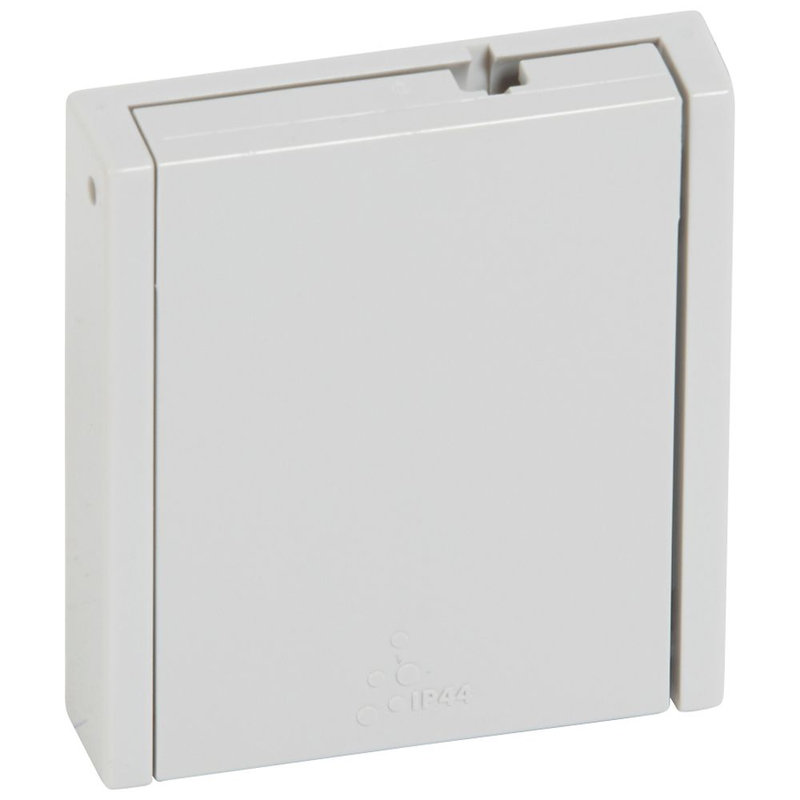 Legrand 090336 - Prise de courant 2P+T à puits allemand montage en plastron format réduit