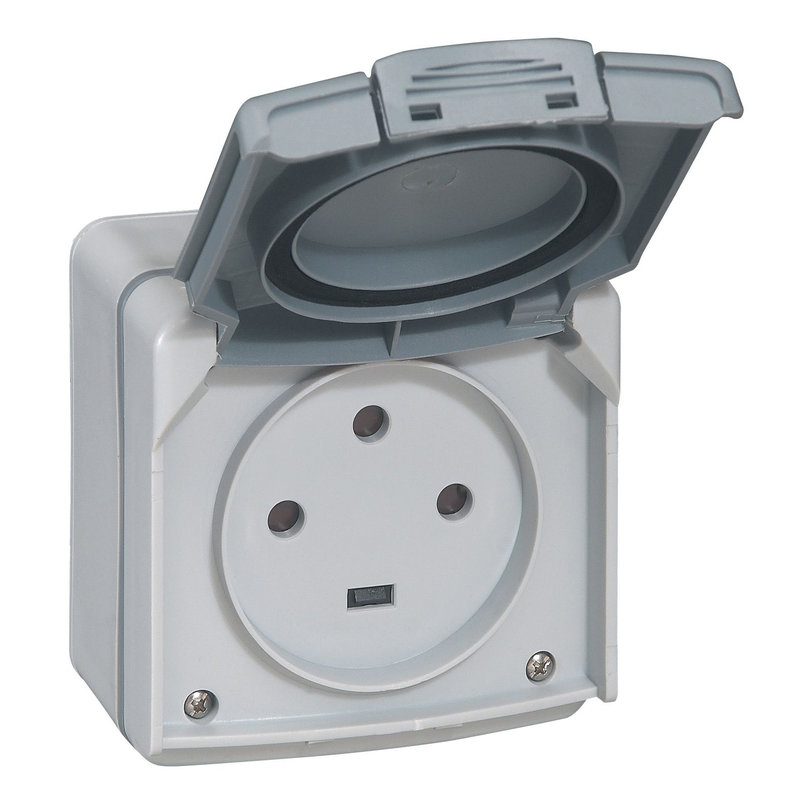 Legrand 091436 - Prise de courant de puissance saillie étanche - 20A - 3 alvéoles - gris