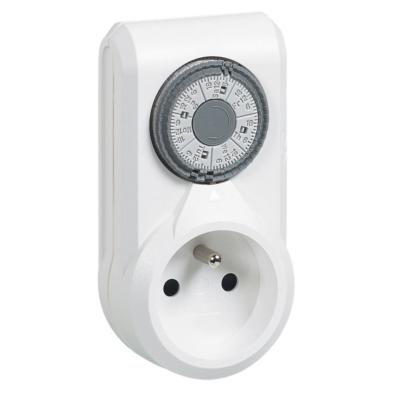 Legrand 095861 - Programmateur ménager hebdomadaire avec fiche 2P+T et socle 2P+T 16A