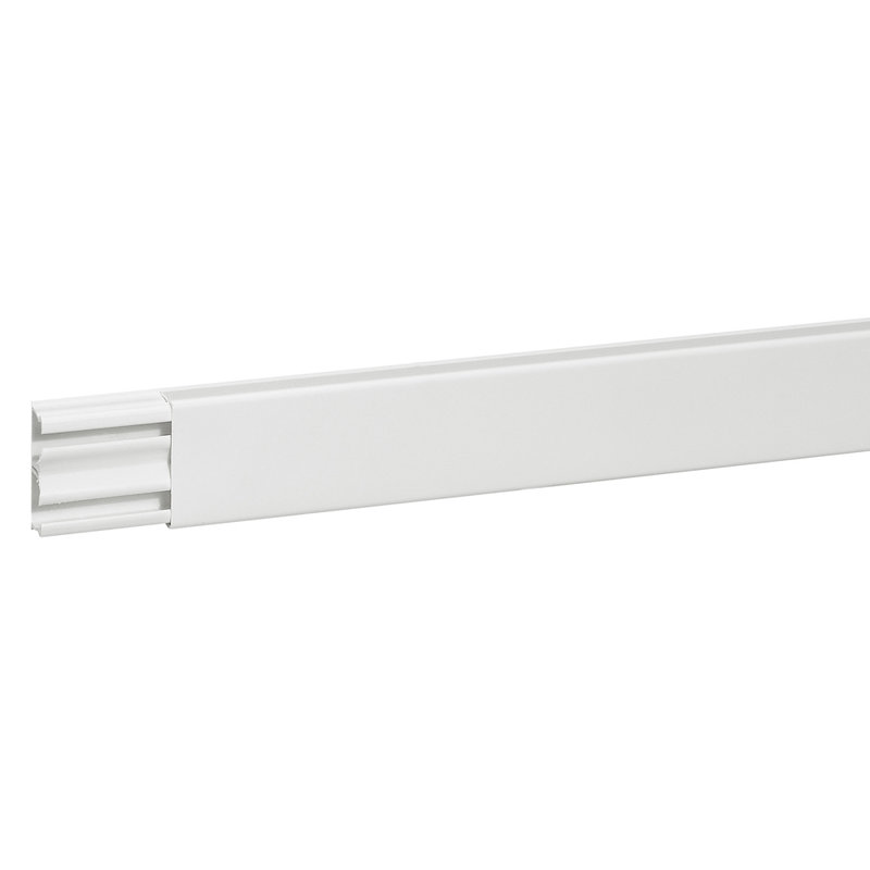 Legrand 098170 - Moulure de section 40x16mm - avec cloison