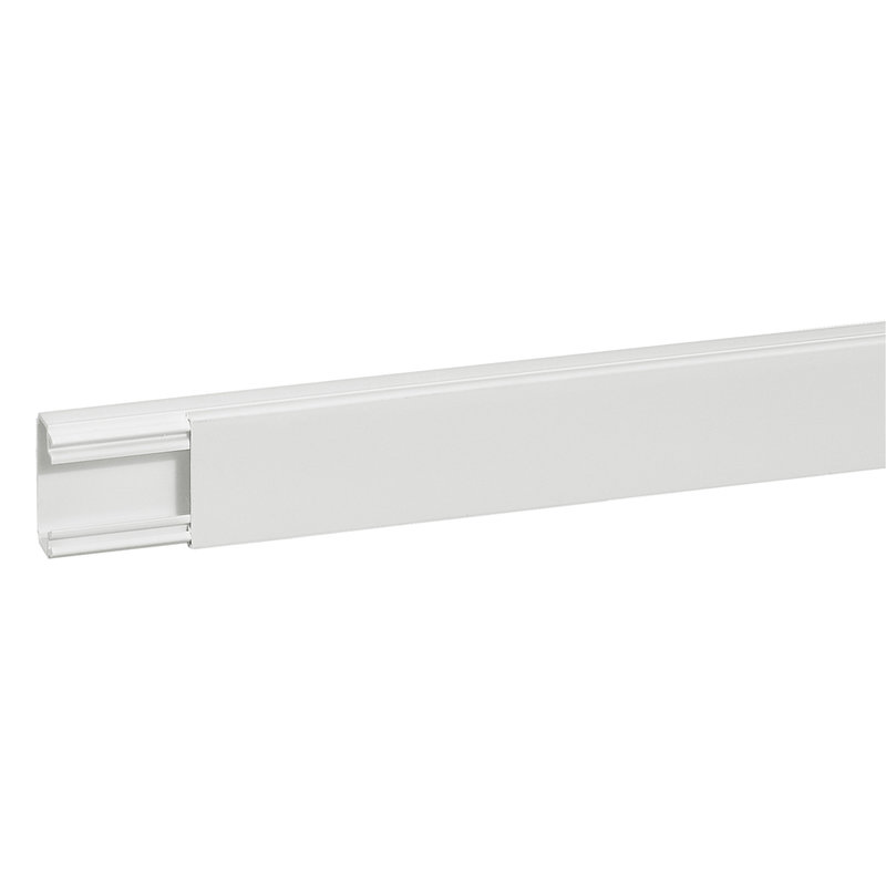 Legrand 098244 - Conduit de distribution de section 30x17mm