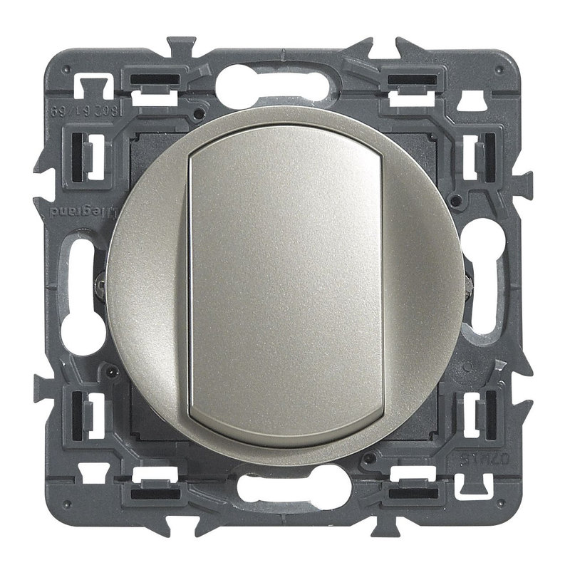 Legrand 099780 - Poussoir Céliane Soft 6A - titane avec support