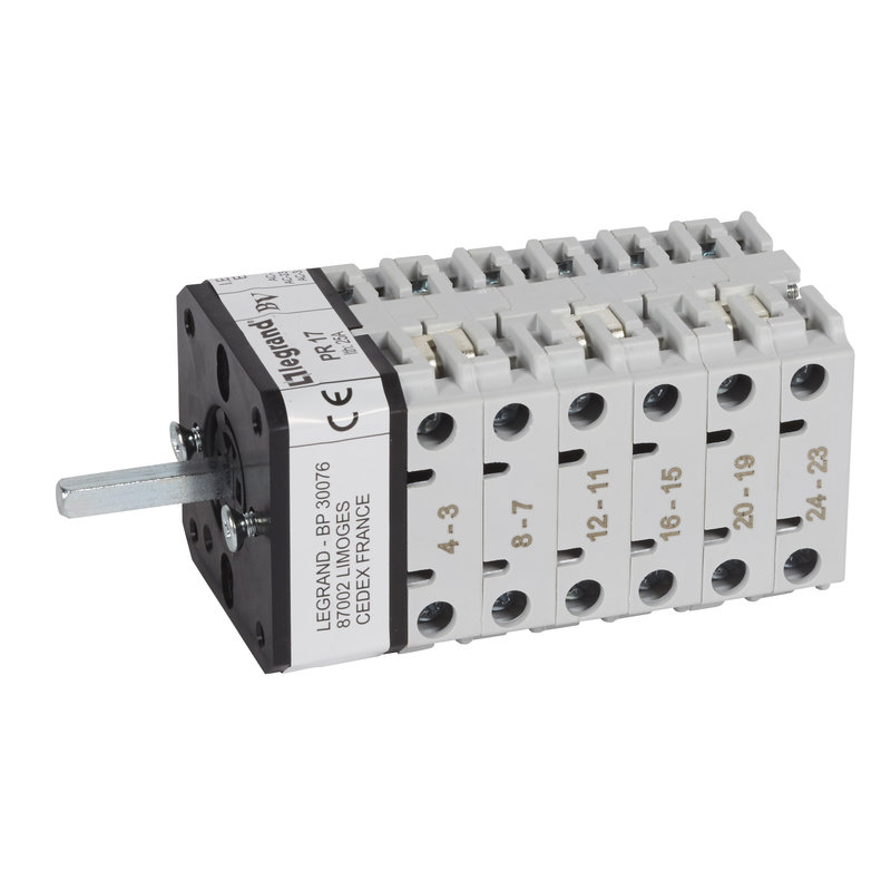 Legrand 100780 - Commutateur à came- PR17 82137 E - IP40 - 20A