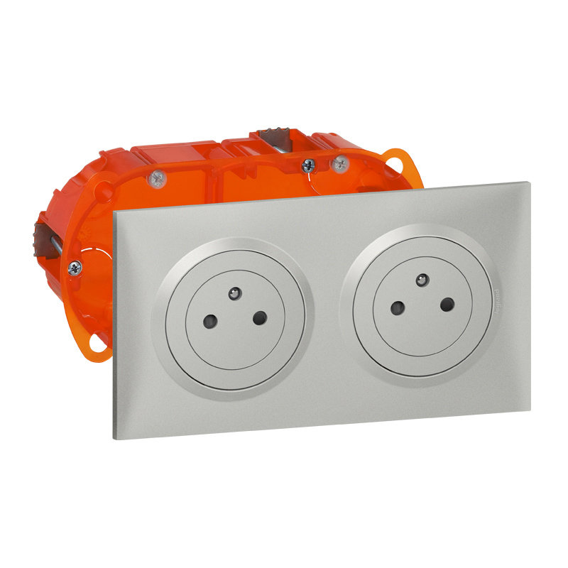 Legrand 300401 - Kit double prise de courant 2P+T Surface dooxie 16A précâblées finition alu