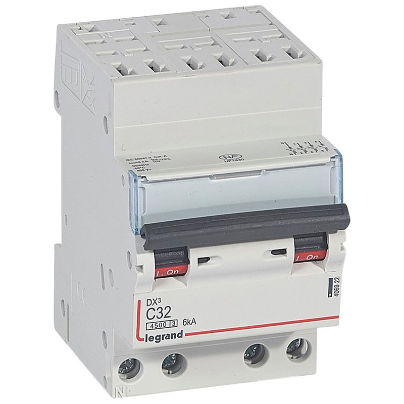 Legrand 406922 - Disjoncteur DX³4500 6kA bornes auto/vis 4P 400V~ 32A courbe C - 3 modules