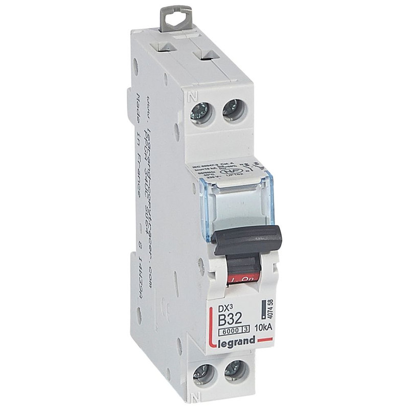 Legrand 407458 - Disj. DX³6000 10kA arrivée haute/départ bas à vis U+N 230V~ 32A courbe B -1 mod