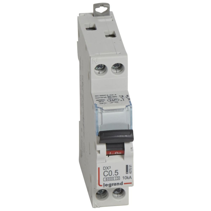 Legrand 407691 - Disj. DX³6000 10kA arrivée haute/départ bas vis U+N 230V~ 0,5A courbe C -1 mod