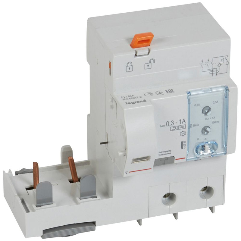 Legrand 410583 - Bloc diff adapt DX³ - à vis - 2P - 230/400V~-63A - typeF - 300/1000mA