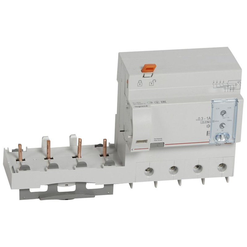 Legrand 410643 - Bloc diff adaptable vis DX³ pour disj. 1,5 mod/pôle -4P 400V~ 63A typeF réglable