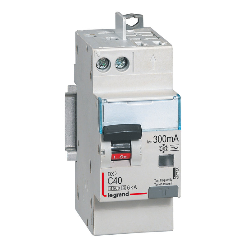 Legrand 410733 - Disjoncteur diff DX³ 4500 -vis/auto -U+N 230V~ 40A -typeAC - 300mA -courbe C -2M