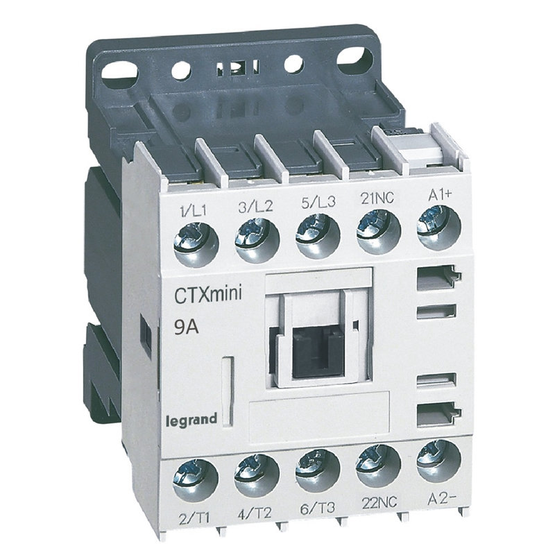 Legrand 417031 - Mini-contacteur de puissance CTX³ 3P 9A+contact auxiliaire-1NF - 24V=