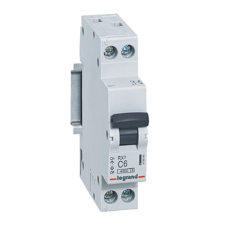 Legrand 419946 - Disjoncteur RX³ 4500 1P+N 230V~ 6A courbe C - 1 module