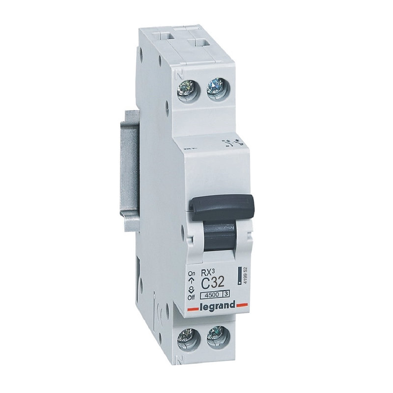 Legrand 419952 - Disjoncteur RX³ 4500 1P+N 230V~ 32A courbe C - 1 module