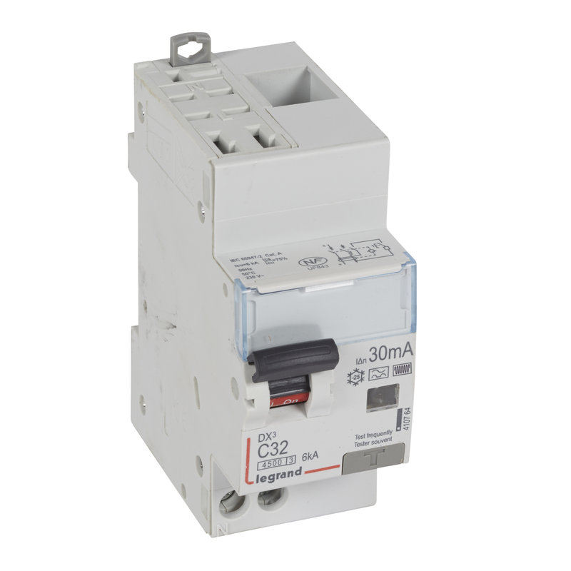 Legrand 410764 - Disjoncteur diff DX³ 4500 -auto/vis- U+N 230V~ 32A- typeF-30mA -courbe C - 2M