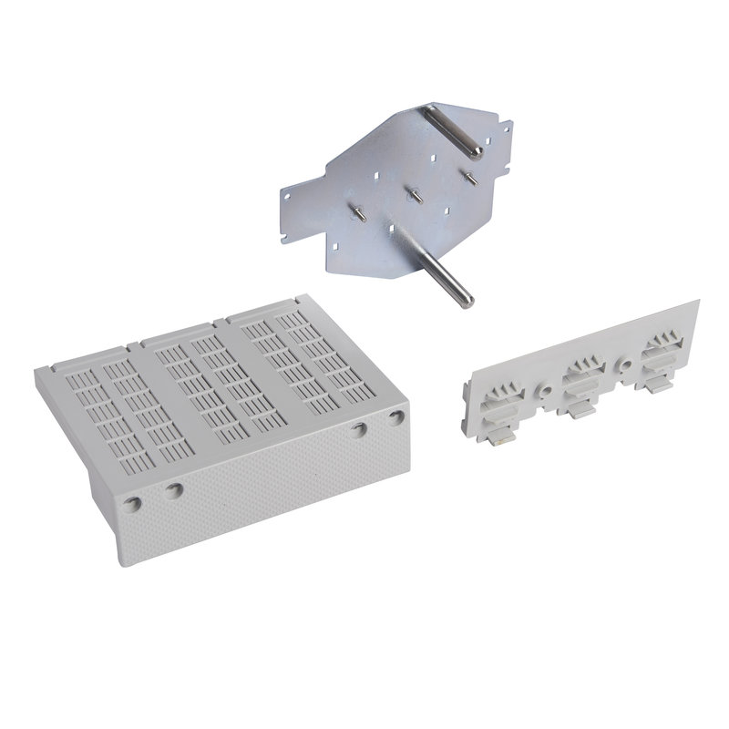Legrand 422220 - Jeu de bornes spéciales amont et aval pour rendre un DPX³630 3P extractible