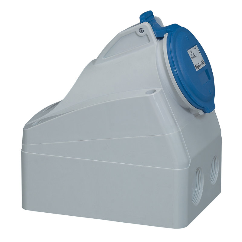 Legrand 555255 - Socle saillie P17 3P+T 32A 200/250V~ IP44