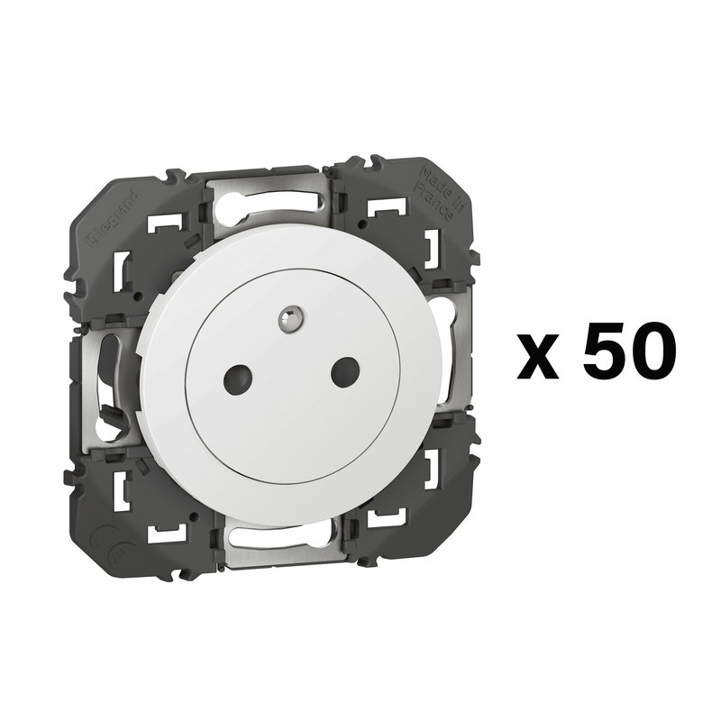 Legrand 600635 - Lot de 50 prises de courant 2P+T Surface dooxie 16A finition blanc