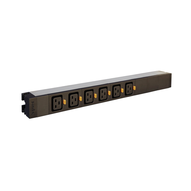 Legrand 646807 - PDU standard 19pouces 1U LCS³ - 6xC19 verrouillables + raccordement bornier