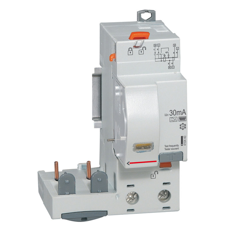 Legrand 410440 - Bloc diff adapt DX³-auto-2P-230/400V~~-40A-typeF-30 mA-disj 1 mod/pôle