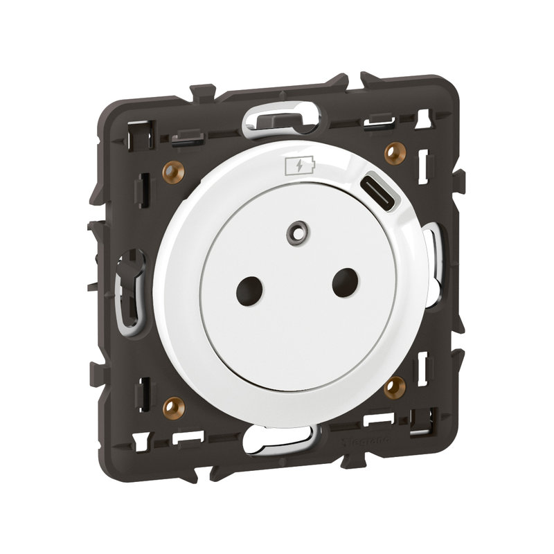 Legrand CF0140 - Prise 2P+T avec prise USB Type-C 7,5W Céliane avec enjoliveur Blanc format Dépôt