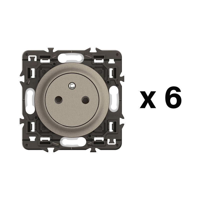 [LEG-CL9111] Legrand CL9111 - Lot 6 prises 2P+T Surface Céliane enjoliveurs Titanium et supports