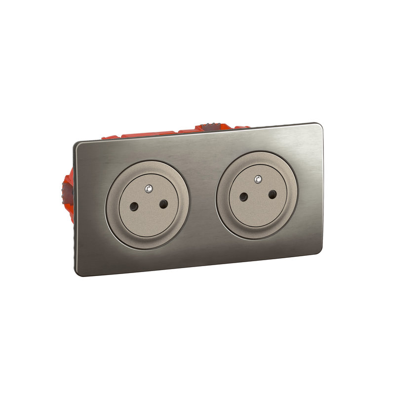 [LEG-CO0112] Legrand CO0112 - Kit 2x2P+T Surface précâblées Céliane + boîte - complet Titanium