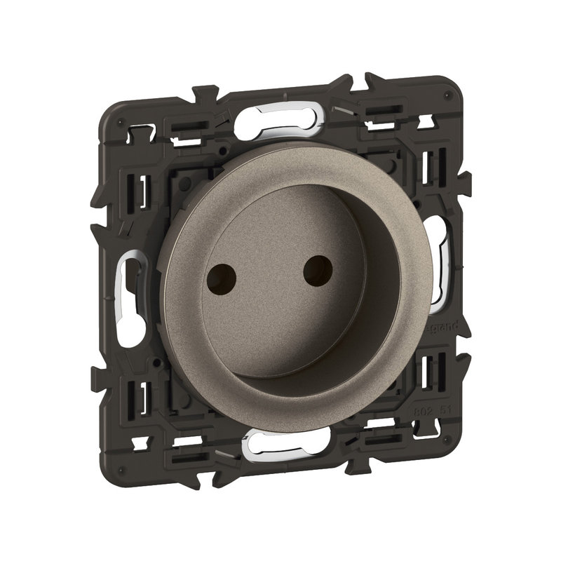 Legrand CY0110 - Prise 2P Céliane enjoliveur Titanium et support