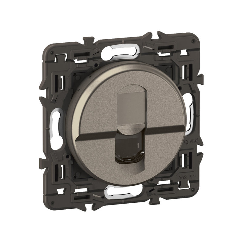 [LEG-CY0345] Legrand CY0345 - Prise RJ45 Céliane Catégorie 6 FTP - enjoliveur Titanium et support